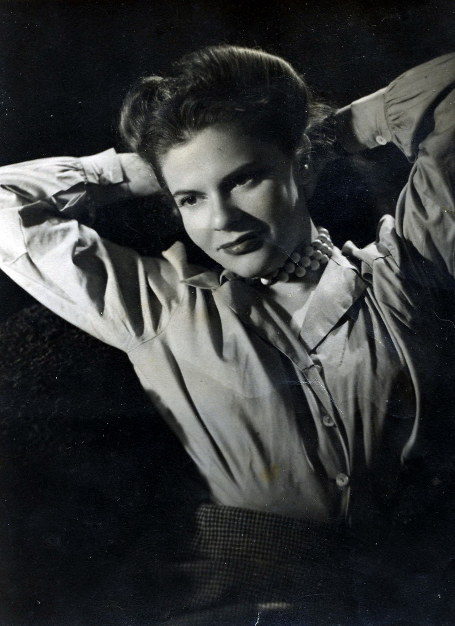 Catalina Martínez Sierra (Katia)