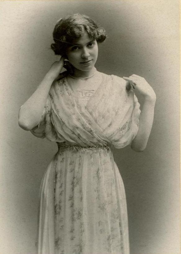 Catalina, probablemente 1907-1908