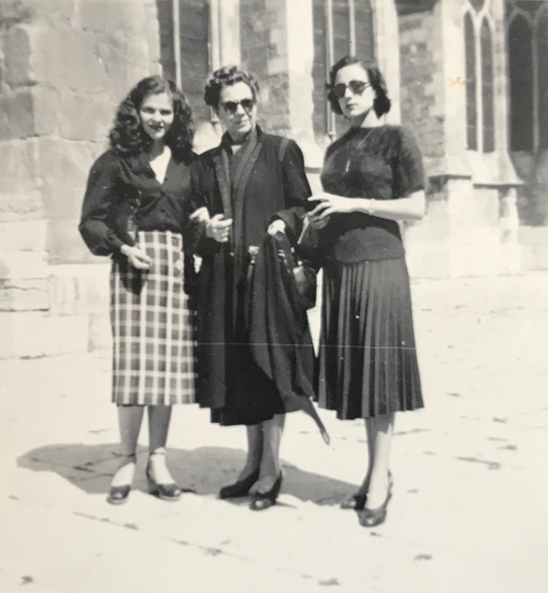 Con su hija Katia y Encarna Paso, 1950-1952