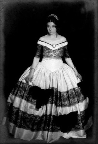 La dama de las camelias, 1924