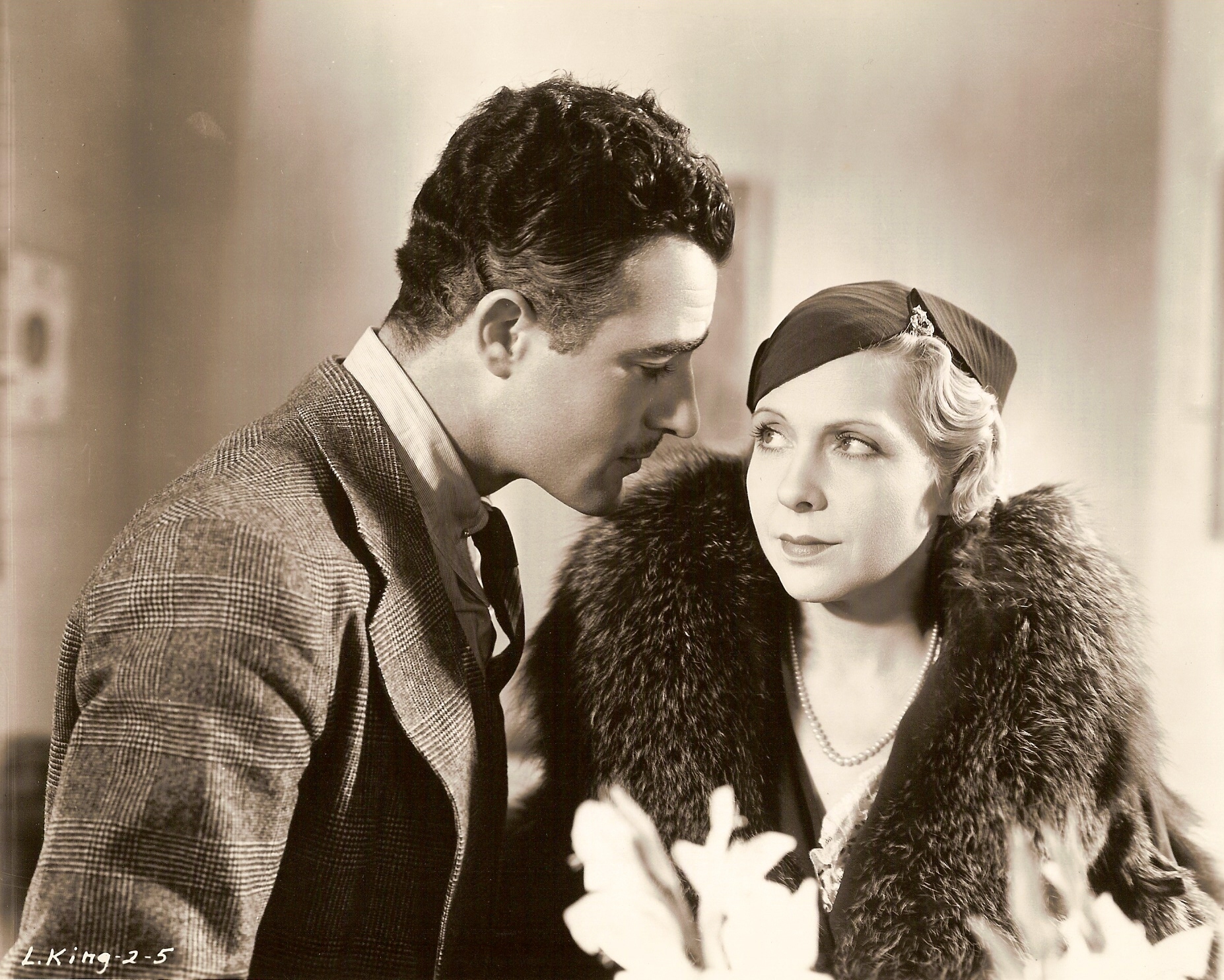 Catalina Bárcena y Gilbert Roland ('Una viuda...')