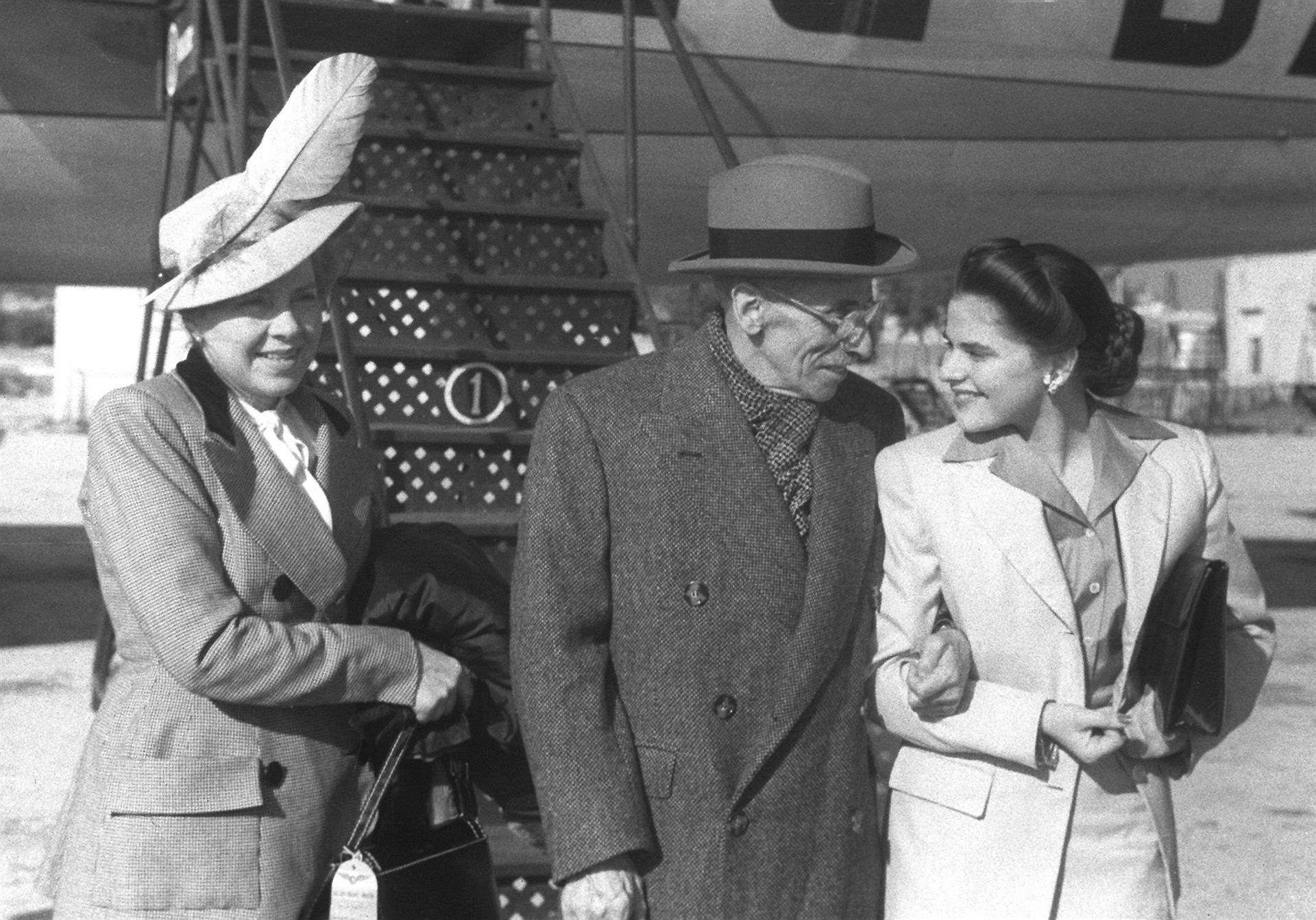 Llegada de Gregorio y Catalina, 1947