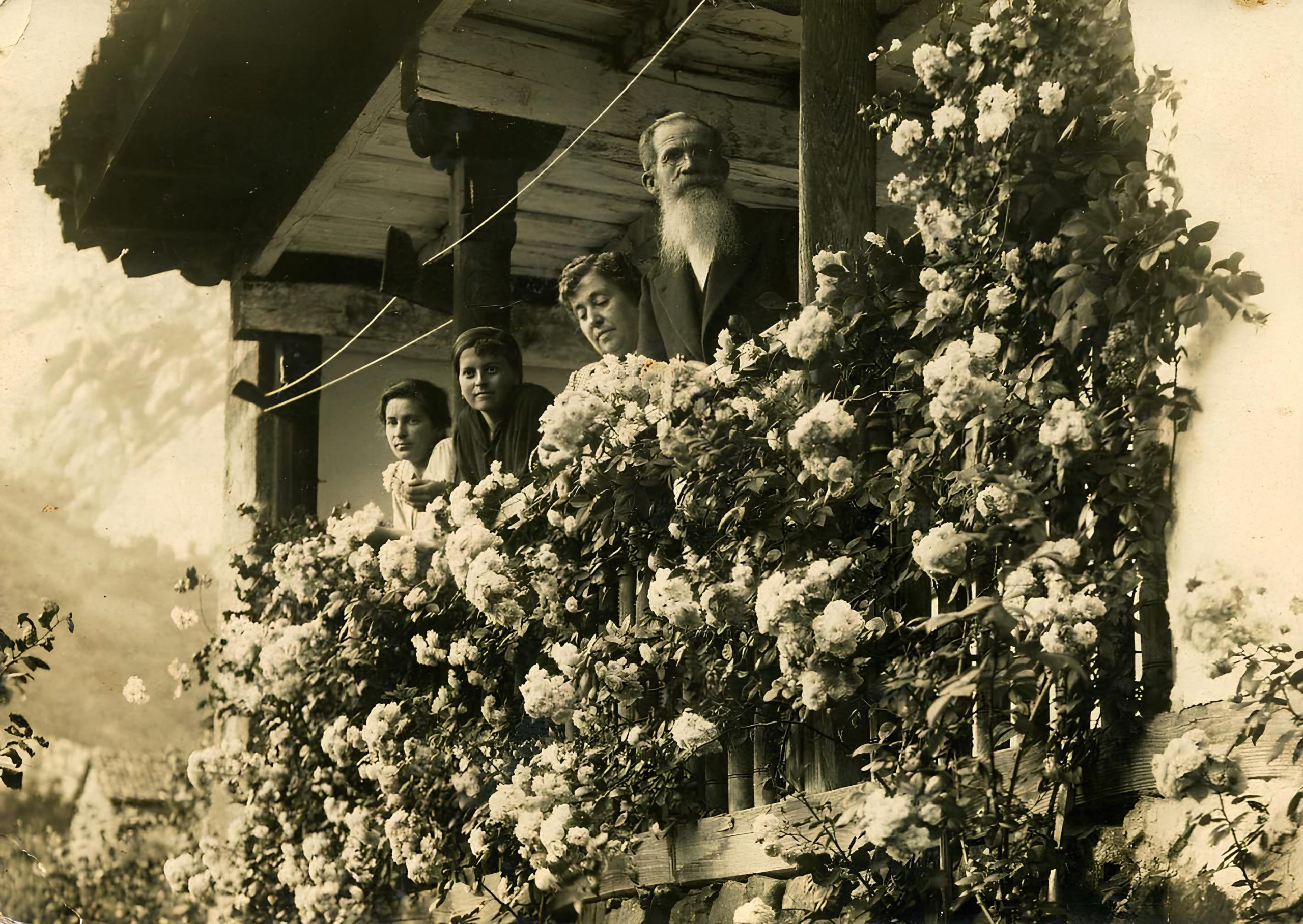 Nicolasa, Efesio, Aurora y Doloritas la del Valle en Lebeña