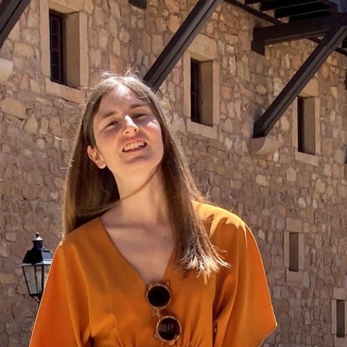 La madre pequeña, sin sus hijos: las cartas de Catalina Bárcena desde el exilio